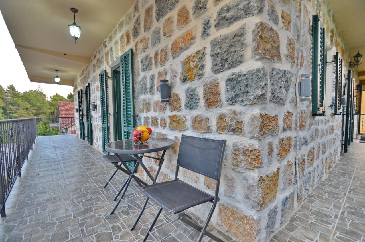 Apartments Lux S Tivat Zewnętrze zdjęcie