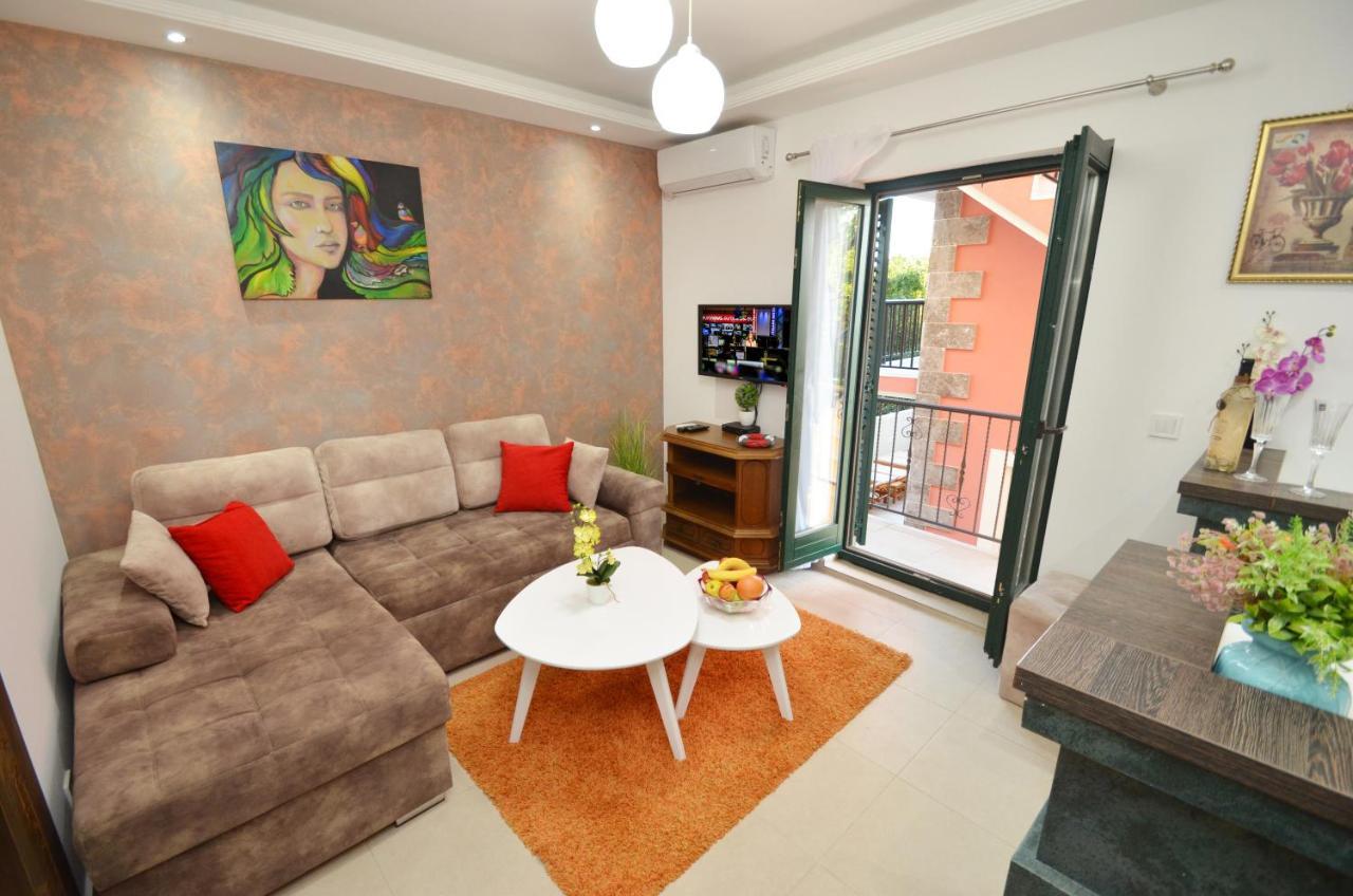 Apartments Lux S Tivat Zewnętrze zdjęcie