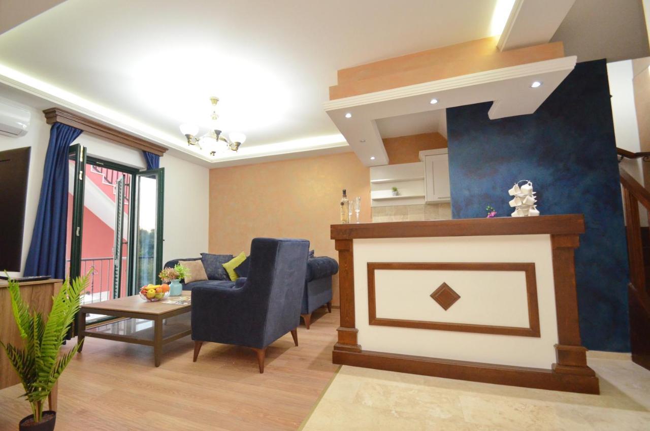 Apartments Lux S Tivat Zewnętrze zdjęcie