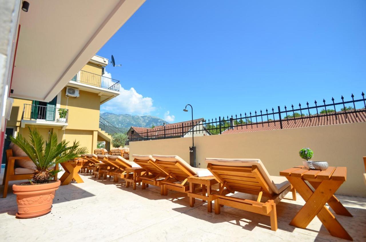 Apartments Lux S Tivat Zewnętrze zdjęcie