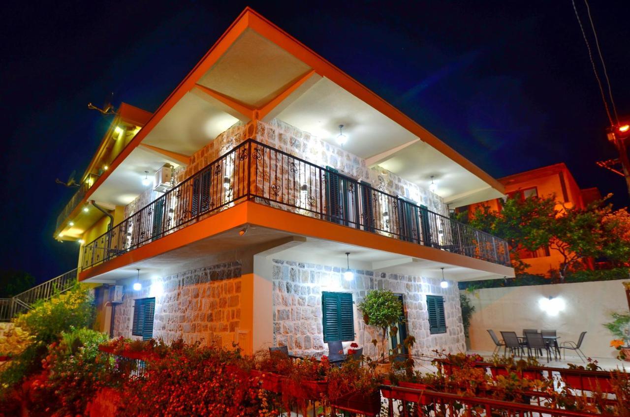 Apartments Lux S Tivat Zewnętrze zdjęcie